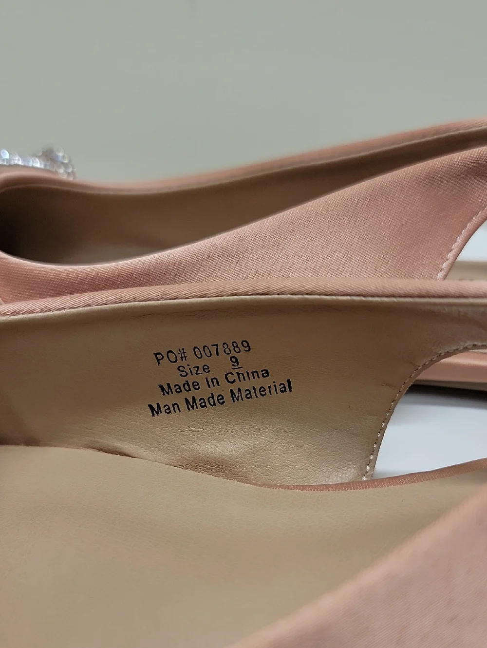 JOURNEE COLLECTION -NEW IN BOX- ROSE & CRYSTAL SATIN POINTED TOE FLATS sz 9